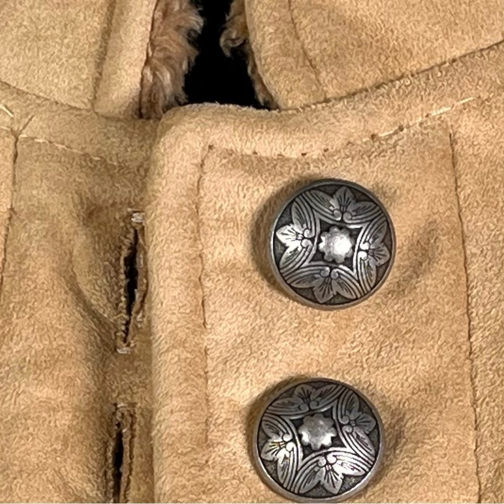 County Clothing Company Tan Western Jacket Faux Suede Shearling Sherpa Cropped - Picture 16 of 16